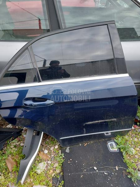 zadnja desna vrata w212