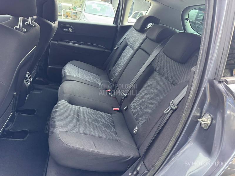 Peugeot 3008 1.6ehdi 112