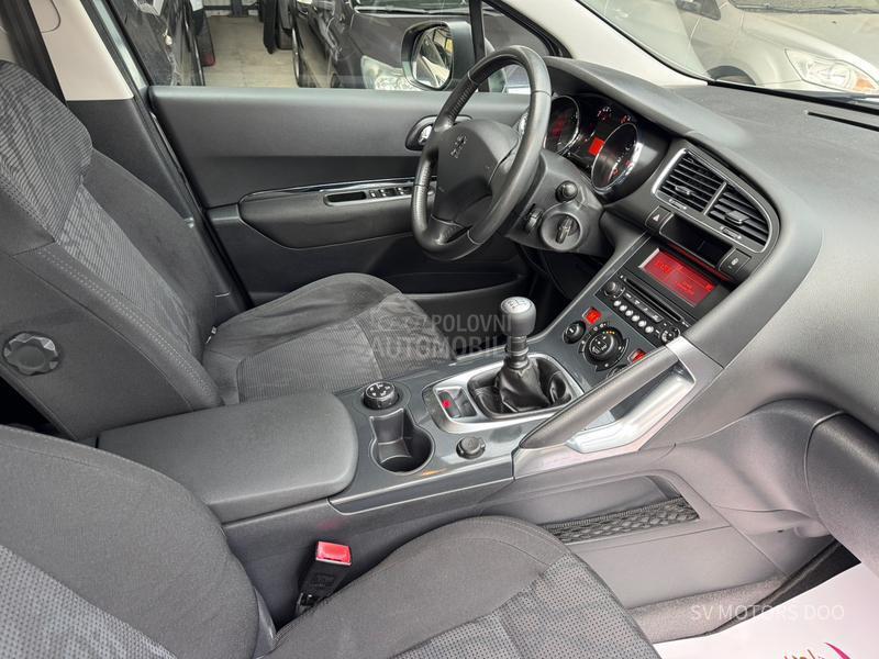 Peugeot 3008 1.6ehdi 112