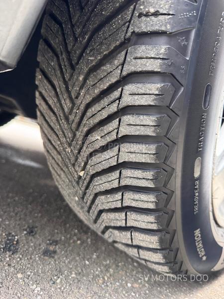 Peugeot 3008 1.6ehdi 112