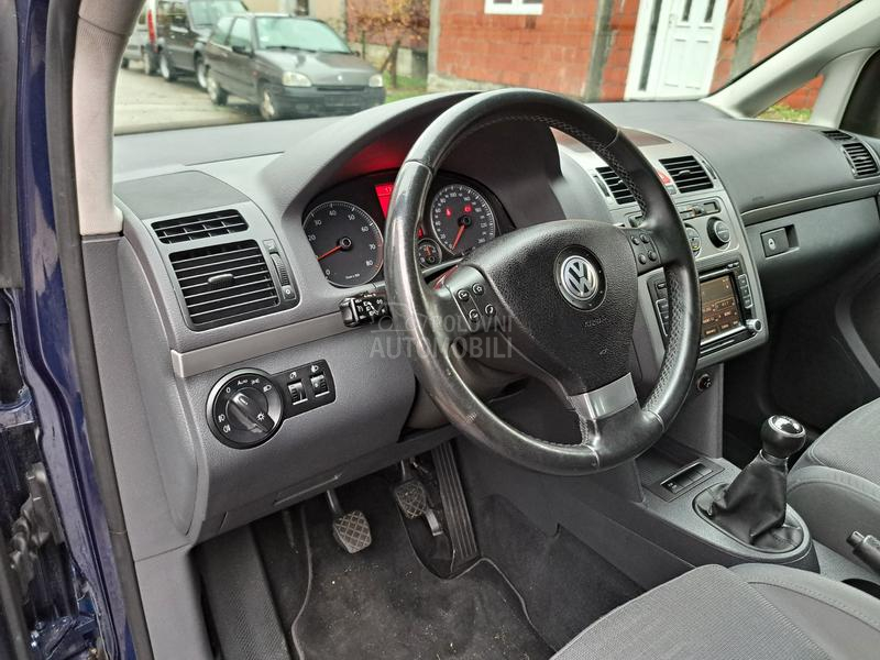 Volkswagen Touran 1.4