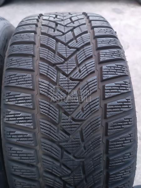 Dunlop 235/45 R18 Zimska
