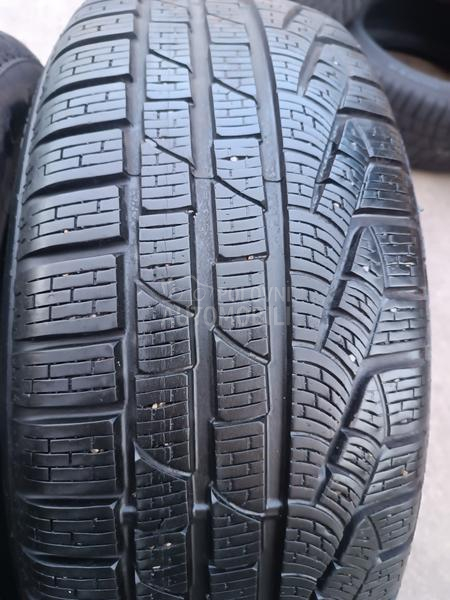 Pirelli 225/55 R17 Zimska