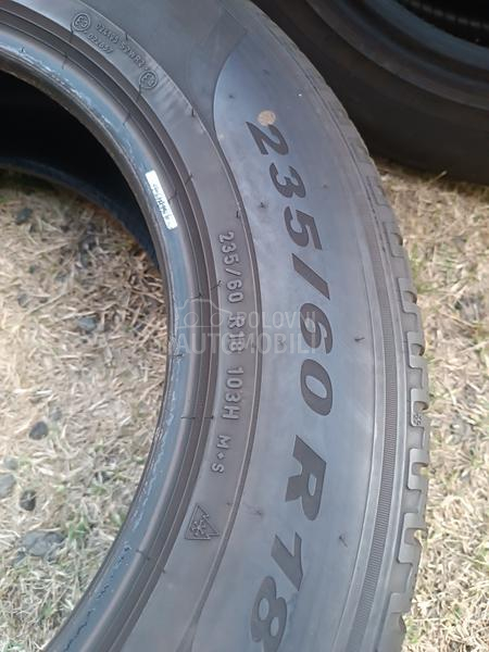 Pirelli 235/60 R18 Zimska