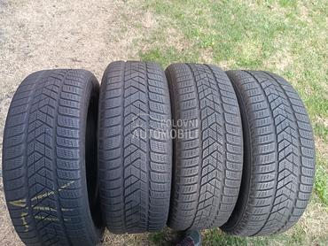 Pirelli 235/60 R18 Zimska
