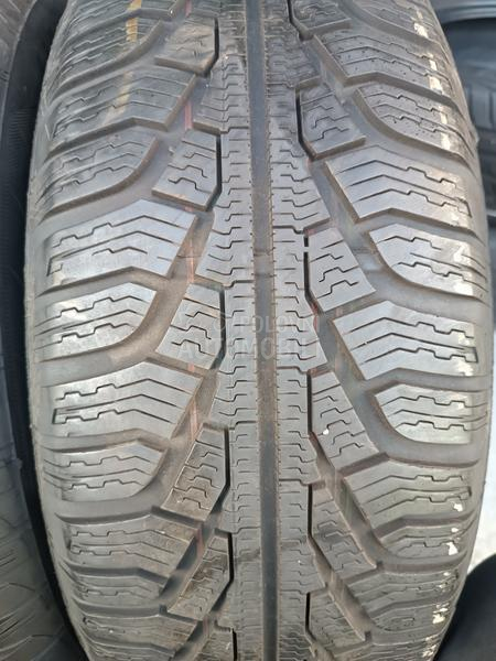 Uniroyal 215/65 R16 Zimska