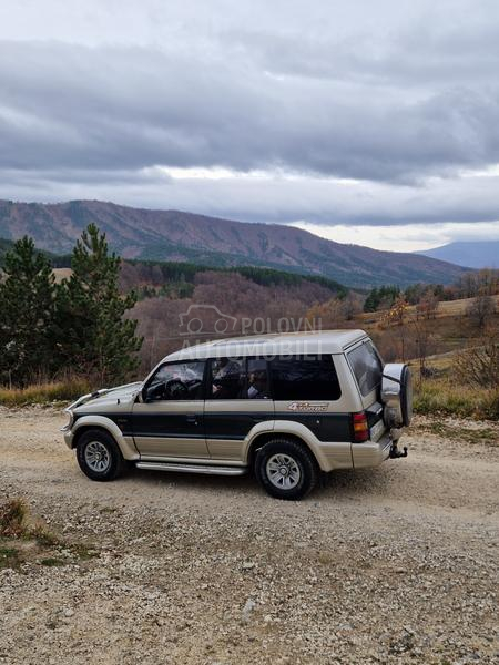 Mitsubishi Pajero 