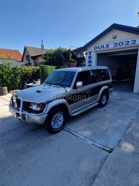 Mitsubishi Pajero 