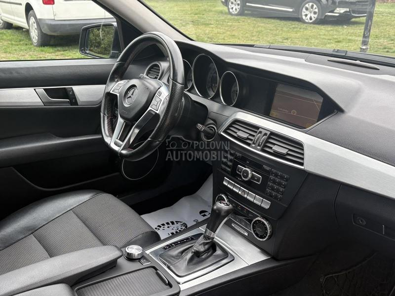 Mercedes Benz C 220 