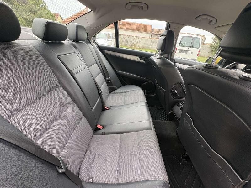 Mercedes Benz C 220 
