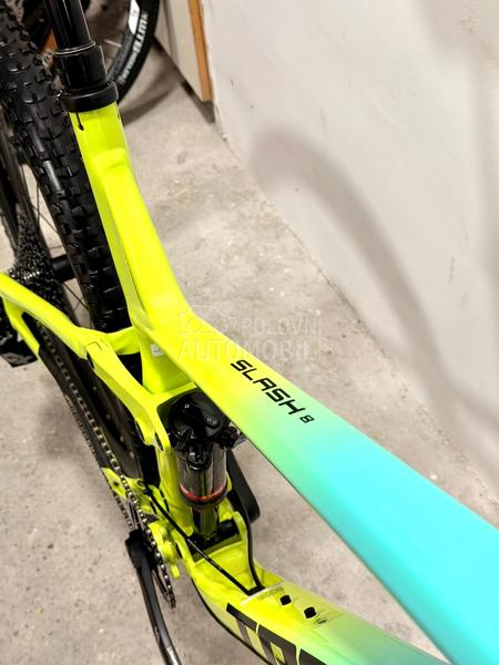 Trek Slash 29