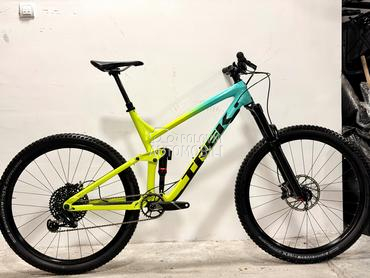 Trek Slash 29
