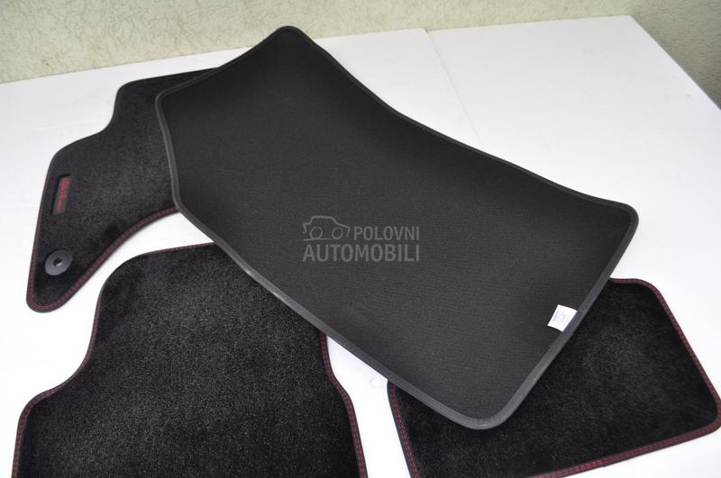 Originalne tepih patosnice