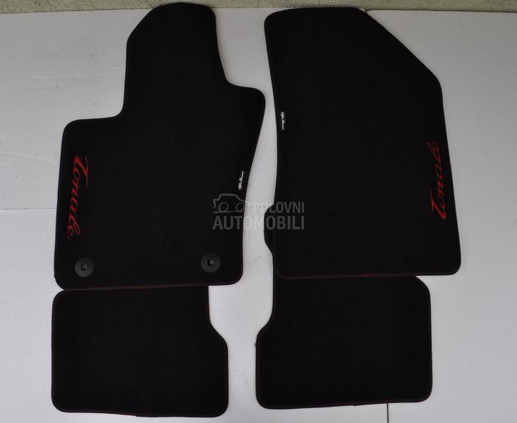 Originalne tepih patosnice