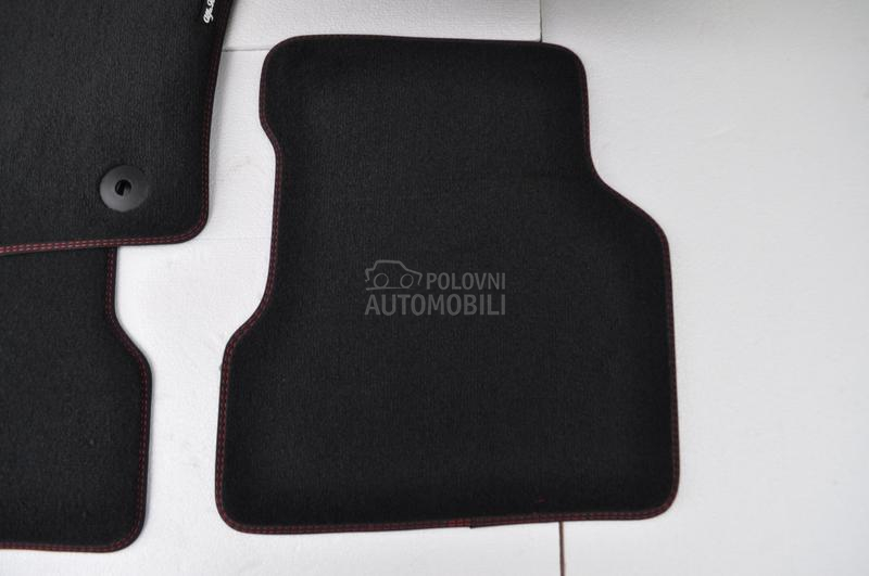 Originalne tepih patosnice