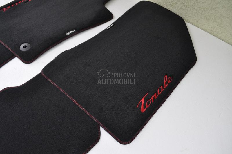 Originalne tepih patosnice