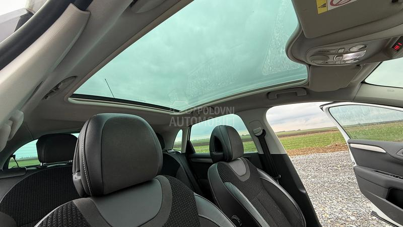 Citroen C4 1.2 MATIK PANO NAV