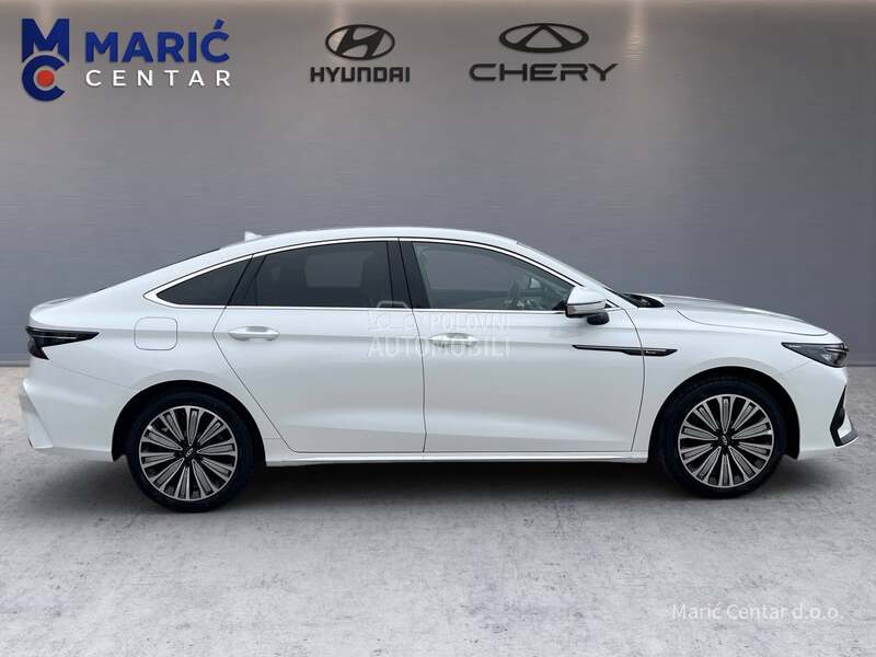 Chery Arrizo 8 PHEV