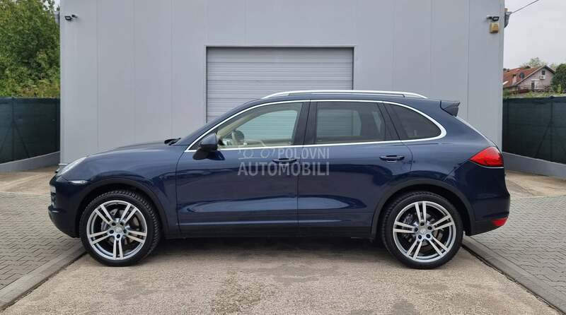 Porsche Cayenne 3.0 d