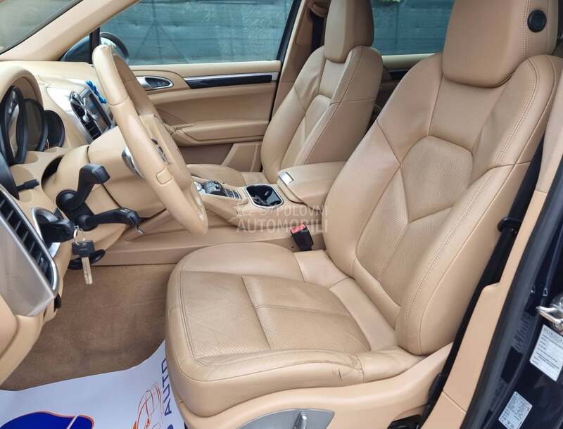 Porsche Cayenne 3.0 d