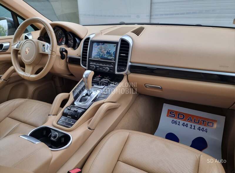 Porsche Cayenne 3.0 d