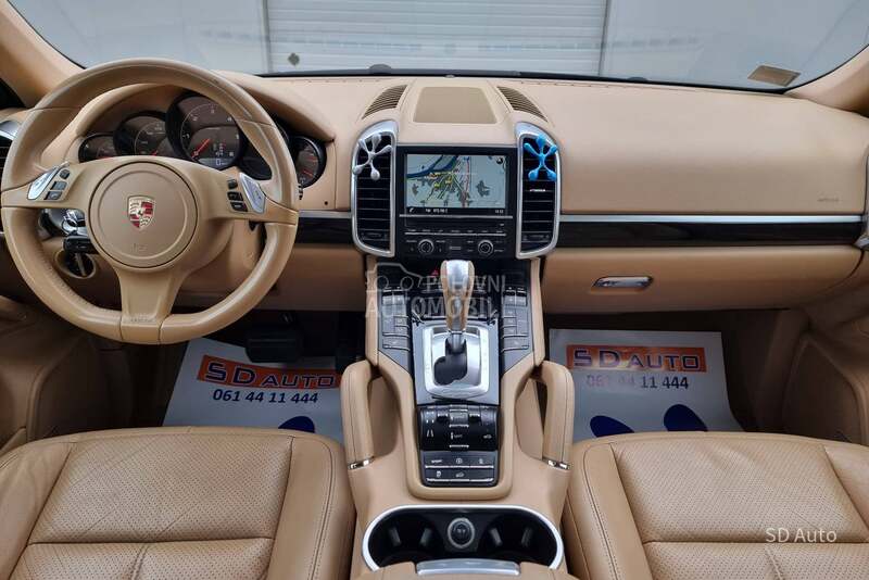 Porsche Cayenne 3.0 d