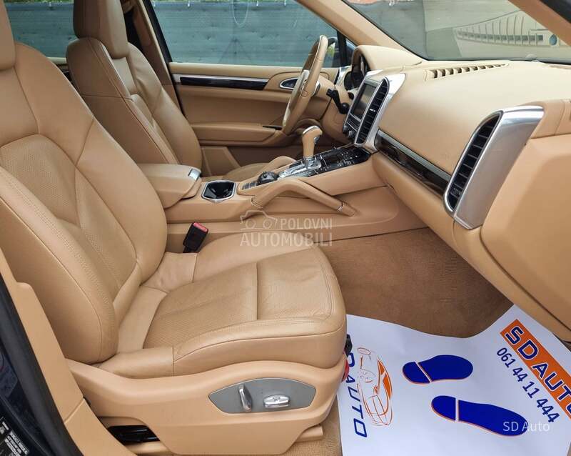 Porsche Cayenne 3.0 d