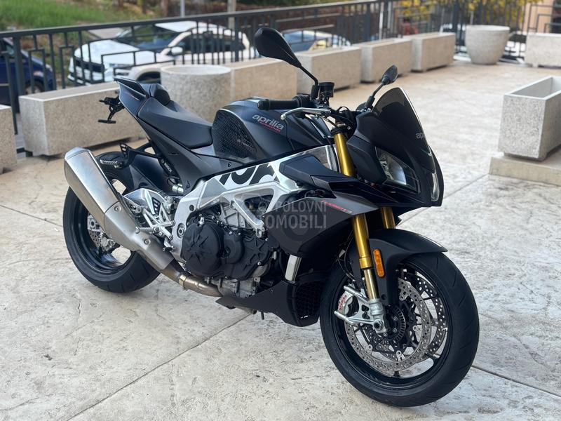 Aprilia tuono v4 factory 1100