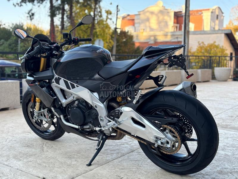 Aprilia tuono v4 factory 1100
