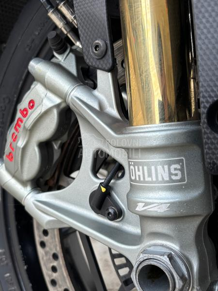 Aprilia tuono v4 factory 1100