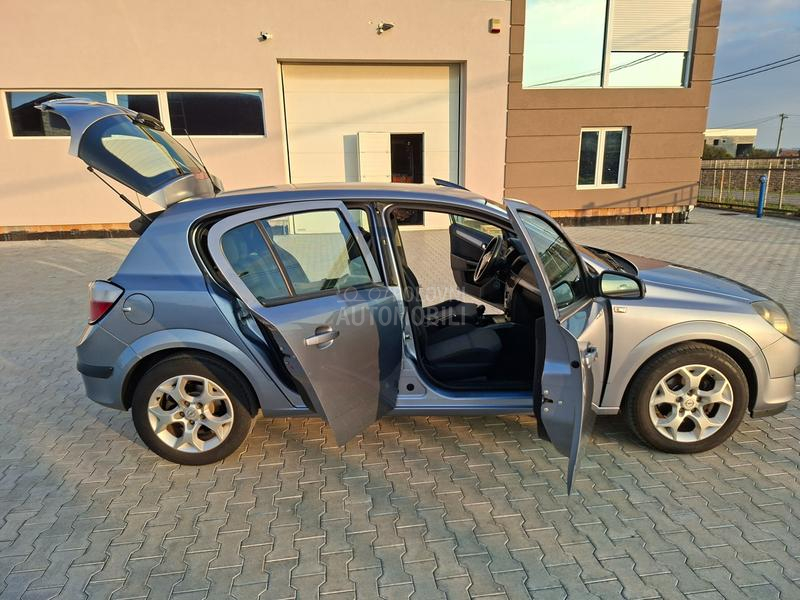 Opel Astra H 1.7 CDTI