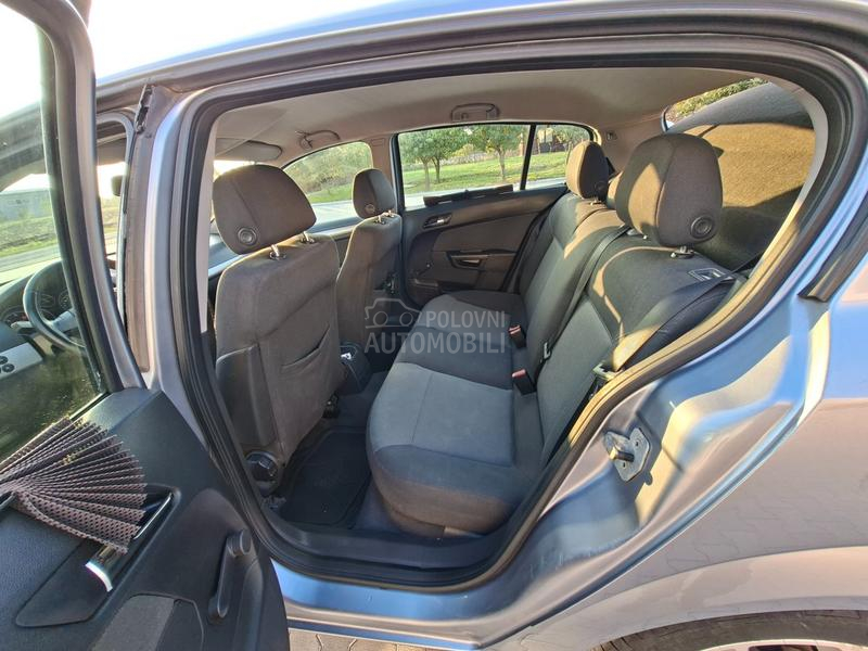 Opel Astra H 1.7 CDTI