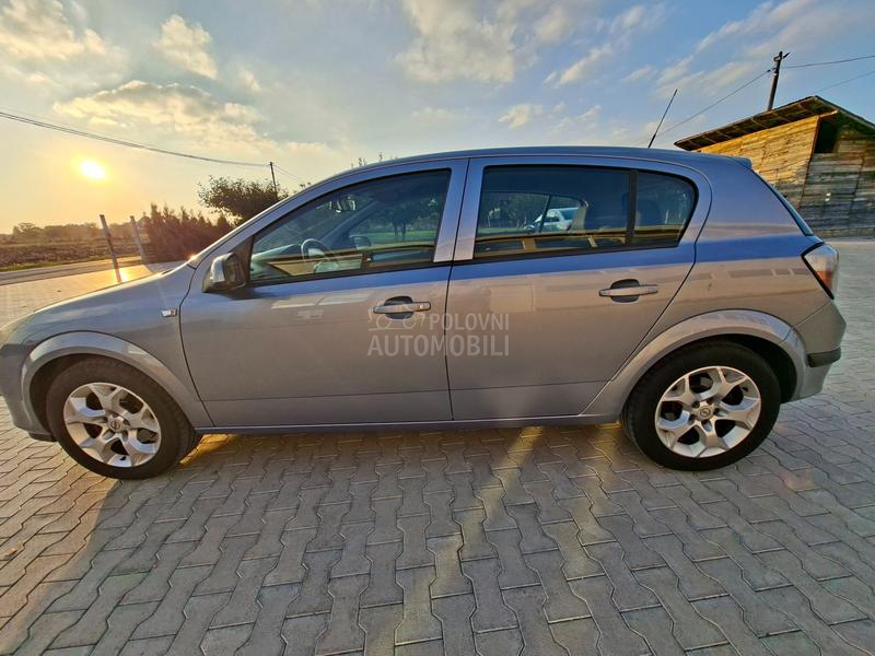 Opel Astra H 1.7 CDTI