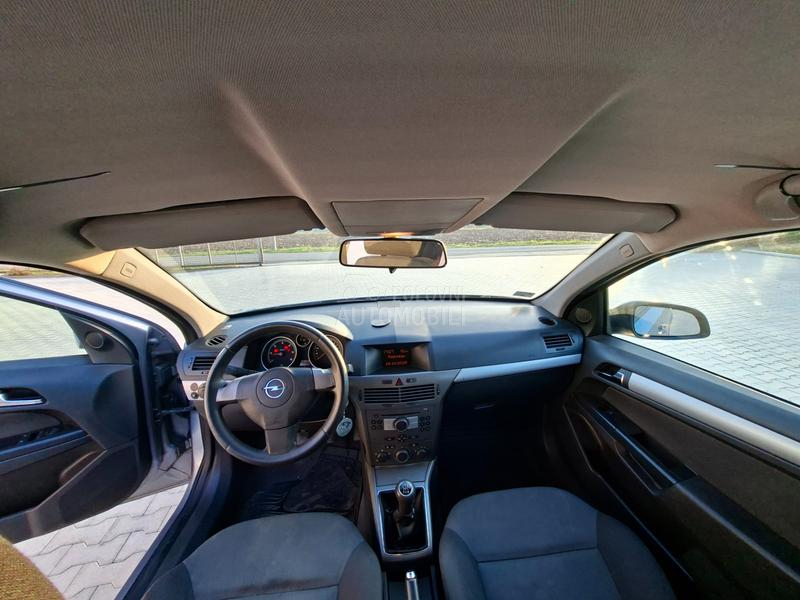 Opel Astra H 1.7 CDTI