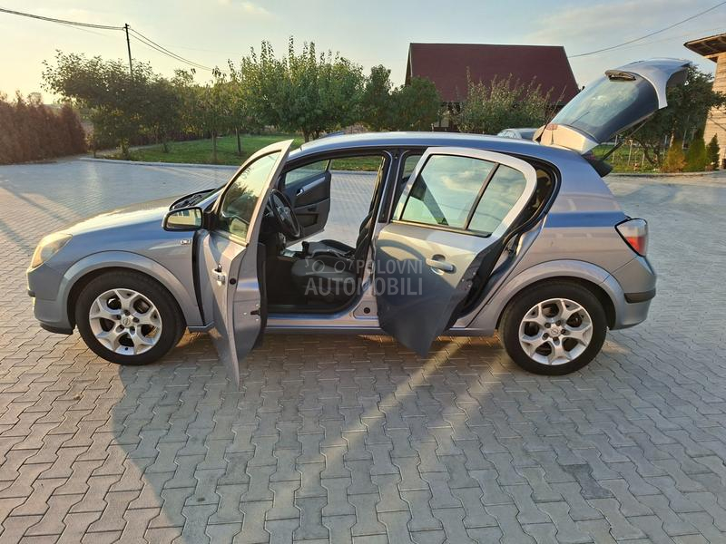 Opel Astra H 1.7 CDTI
