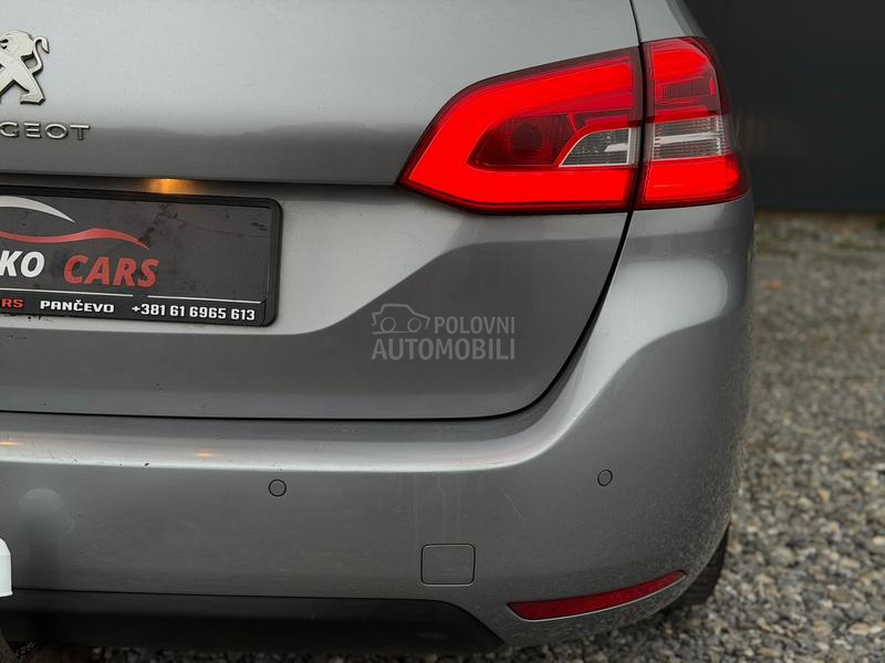 Peugeot 308 1.6e-HDI PANO/LED