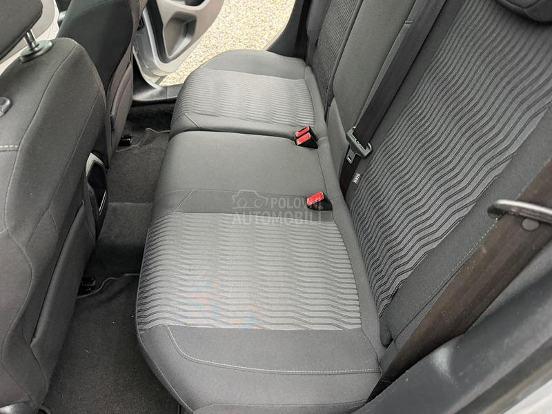 Peugeot 308 1.6e-HDI PANO/LED