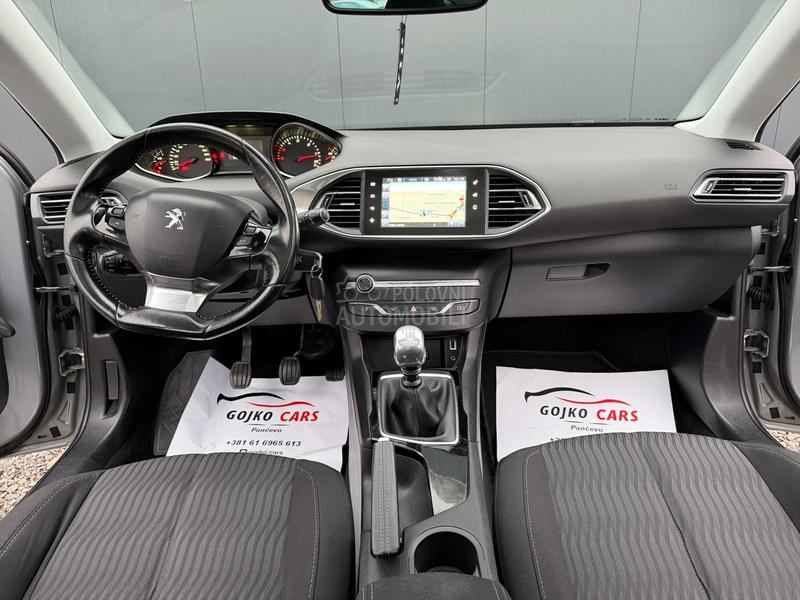 Peugeot 308 1.6e-HDI PANO/LED