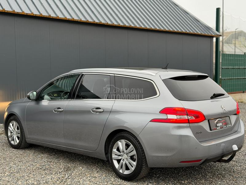 Peugeot 308 1.6e-HDI PANO/LED