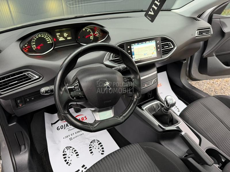 Peugeot 308 1.6e-HDI PANO/LED