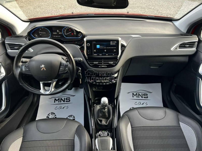 Peugeot 2008 1.2i/Allure/Kam/Led