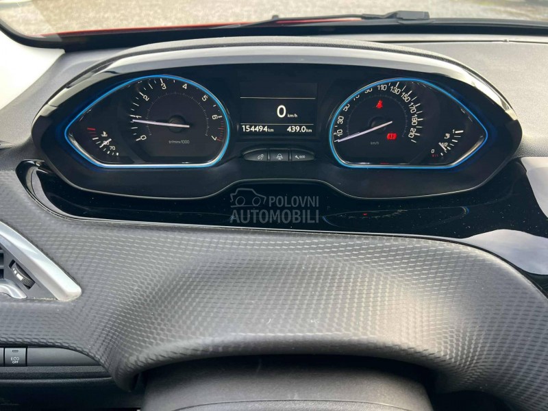 Peugeot 2008 1.2i/Allure/Kam/Led