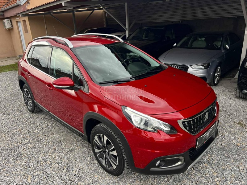 Peugeot 2008 1.2i/Allure/Kam/Led