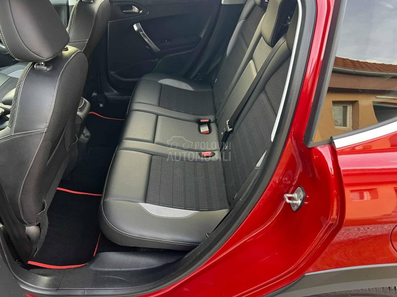 Peugeot 2008 1.2i/Allure/Kam/Led