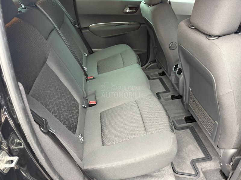 Peugeot 3008 1.6 HDI NAV