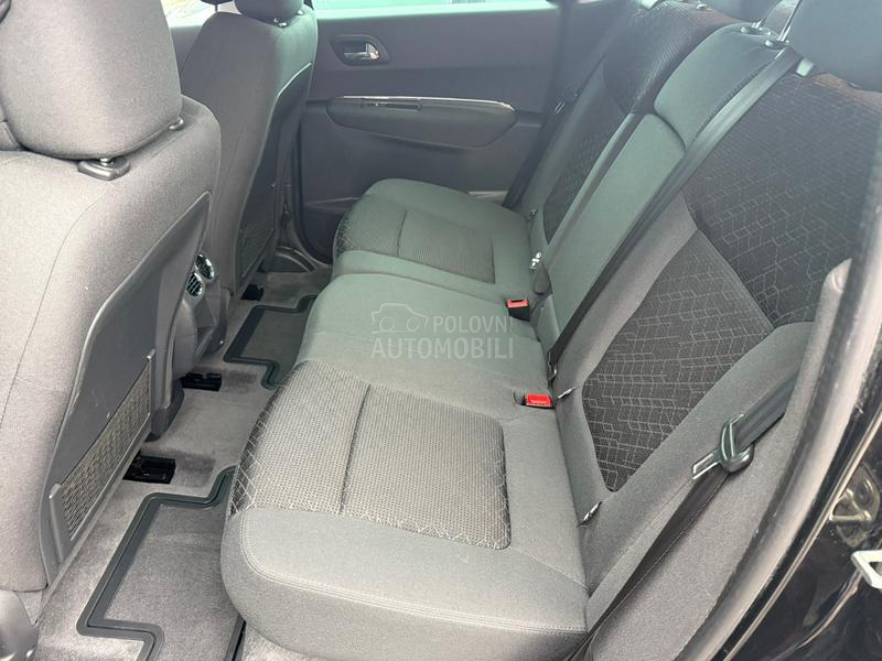 Peugeot 3008 1.6 HDI NAV