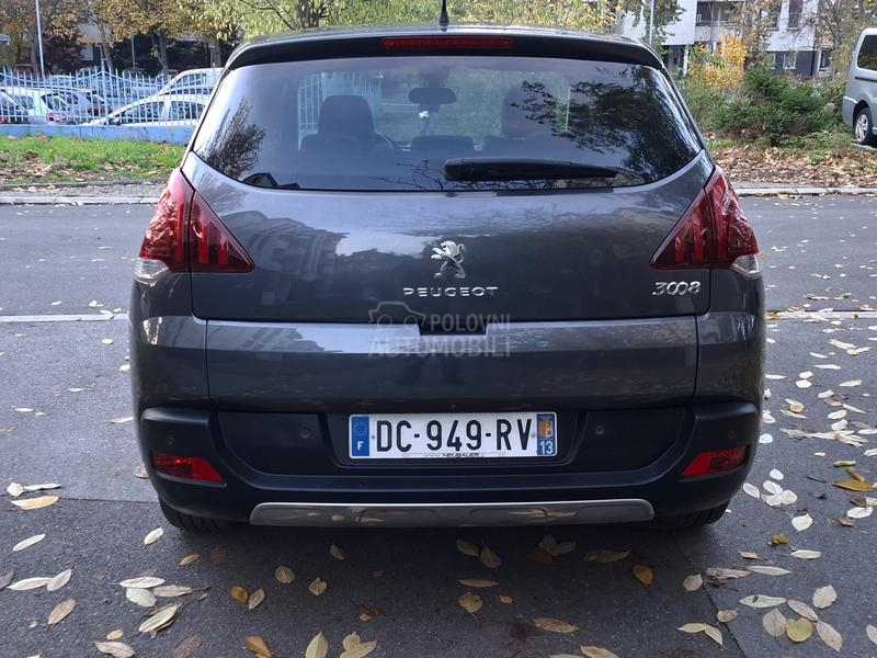 Peugeot 3008 1.6e HDI ALLURE