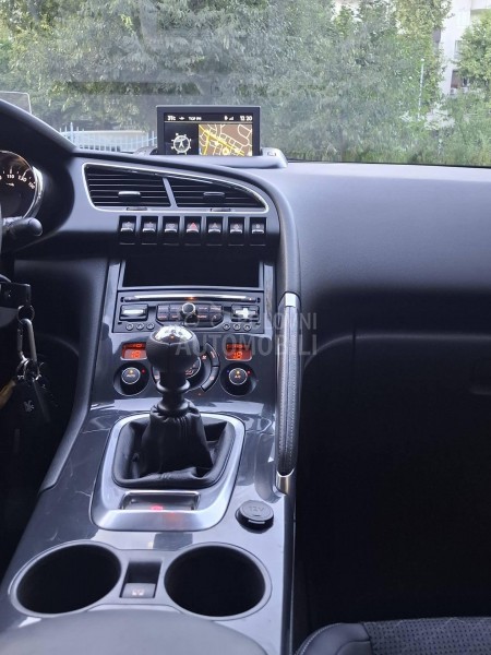 Peugeot 3008 1.6e HDI ALLURE