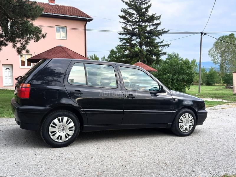 Volkswagen Golf 3 1.6