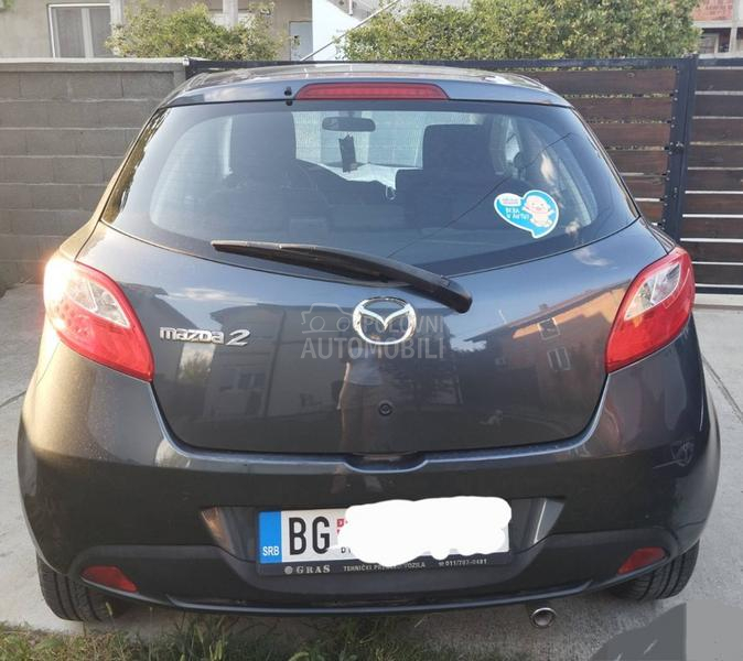 Mazda 2 